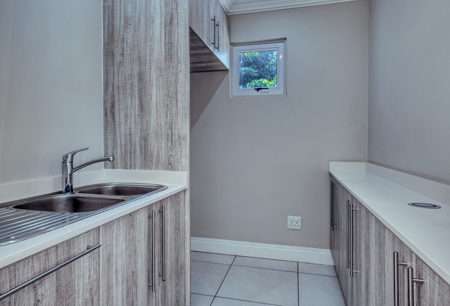 5 Bedroom Property for Sale in Blue Horizon Bay Eastern Cape